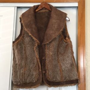 Reversible faux suede/fur vest -L